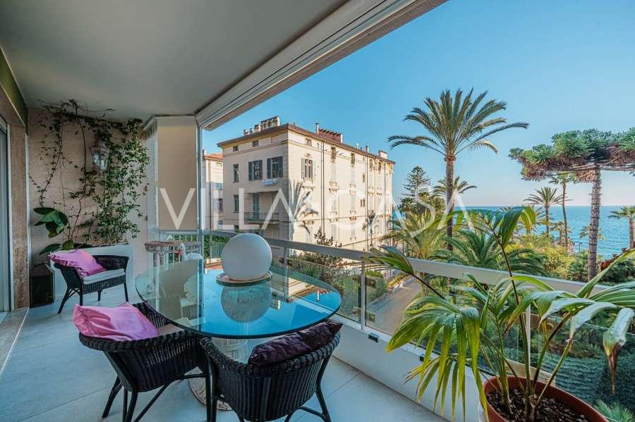 Luxe appartement aan zee in Sanremo.