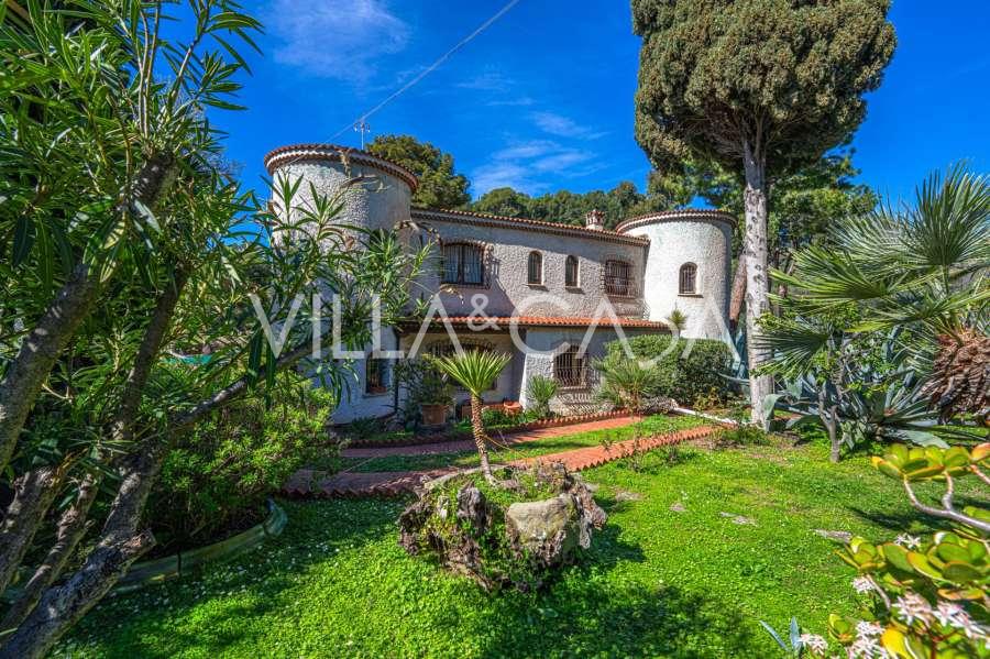 Villa te huur in Bordighera