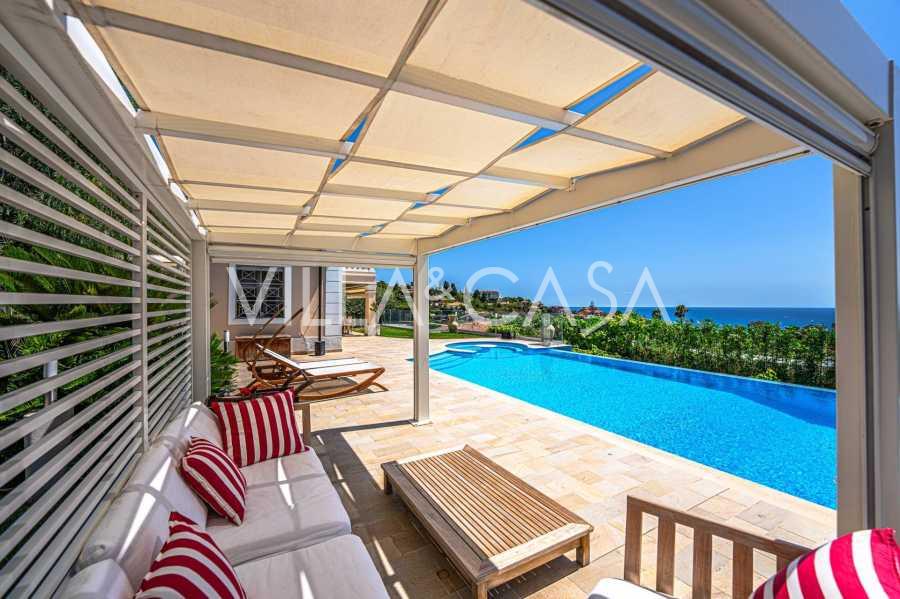 De villa van 400 m2 in San Remo is luxueus.