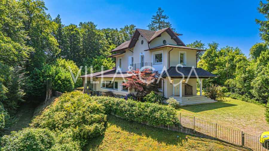 Exclusieve villa te koop aan het Lago Maggiore in Stresa