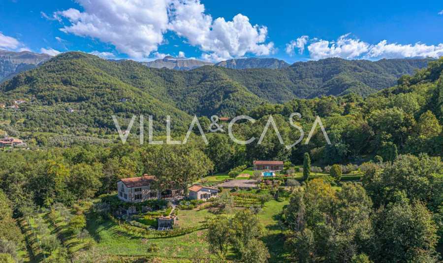 Luxe villa in Bagnone, Toscane, te koop