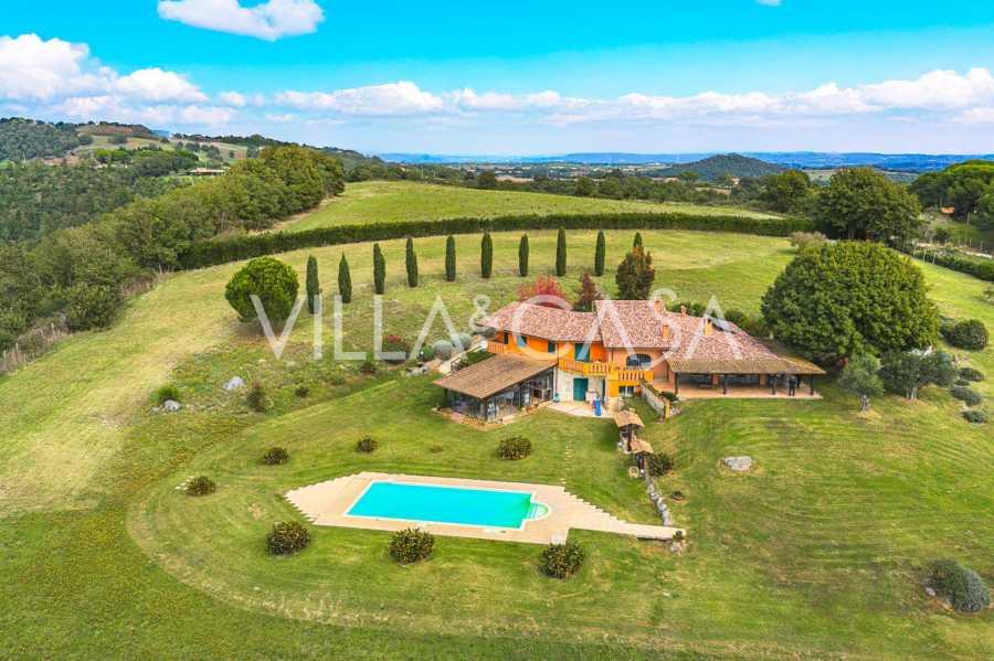 Villa te koop in Trevignano Romano, aan het meer van Bracciano