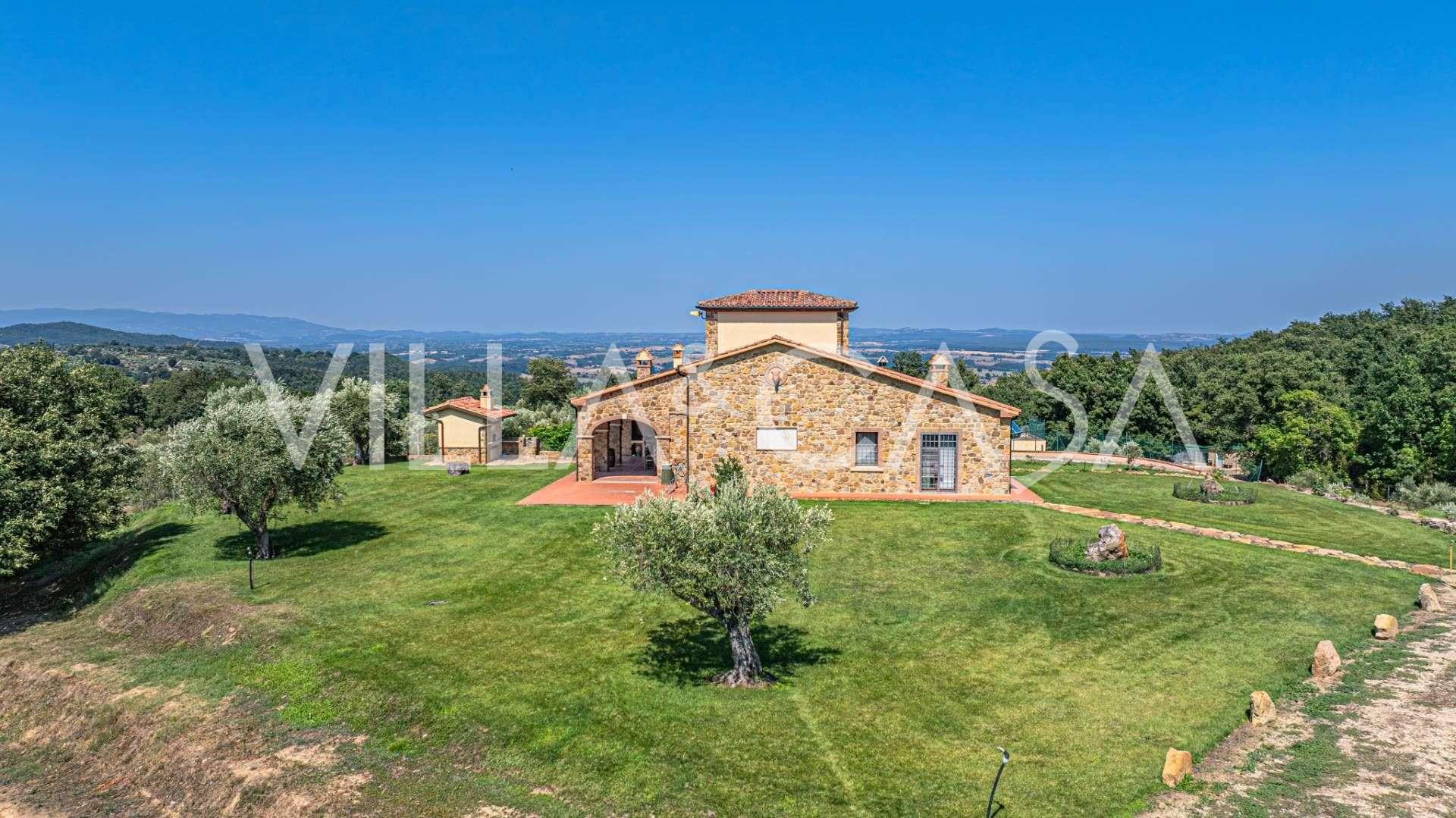 Te koop: privéresidentie met prachtig uitzicht op Toscane