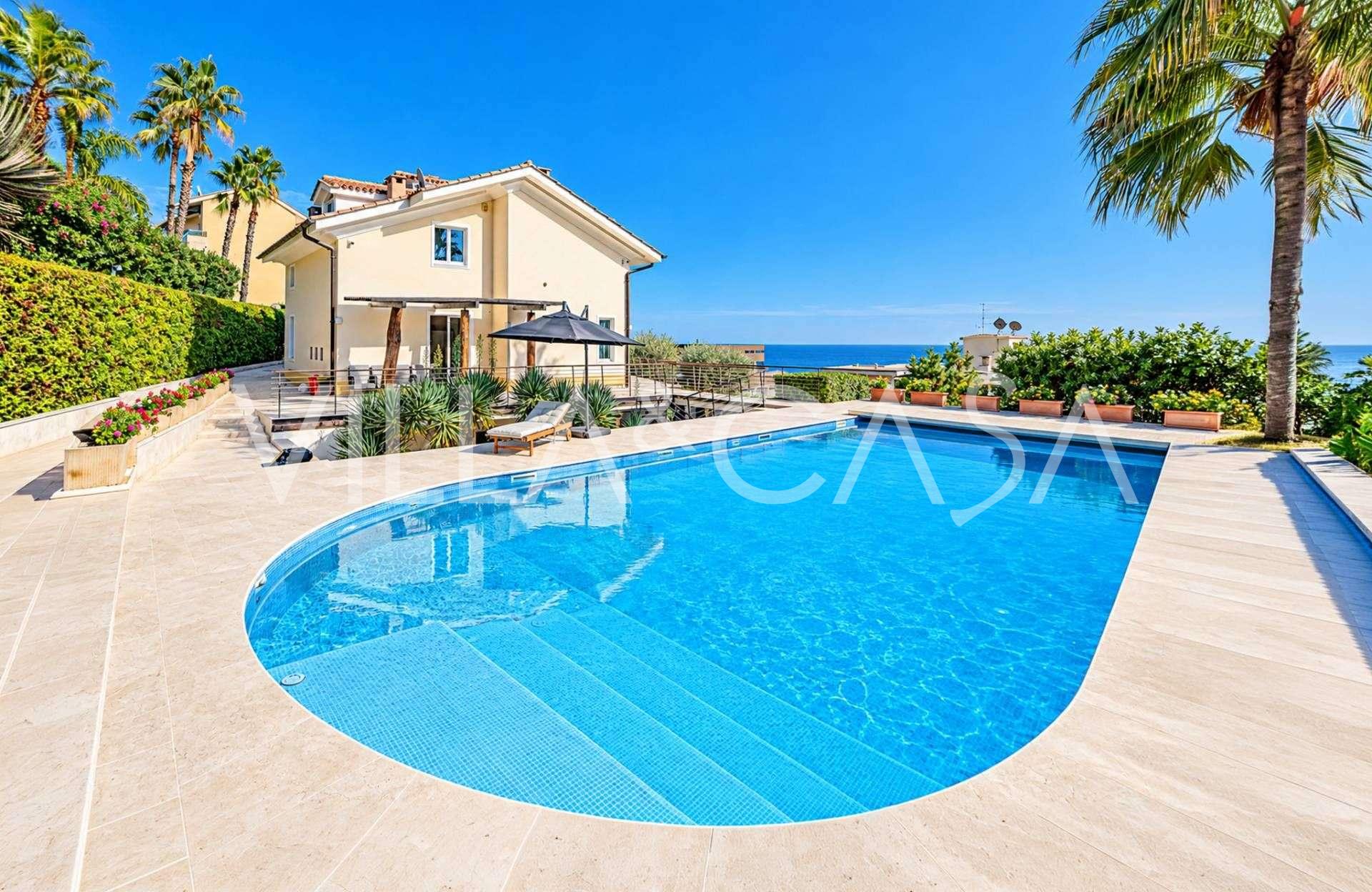 Prachtige villa te koop in San Remo