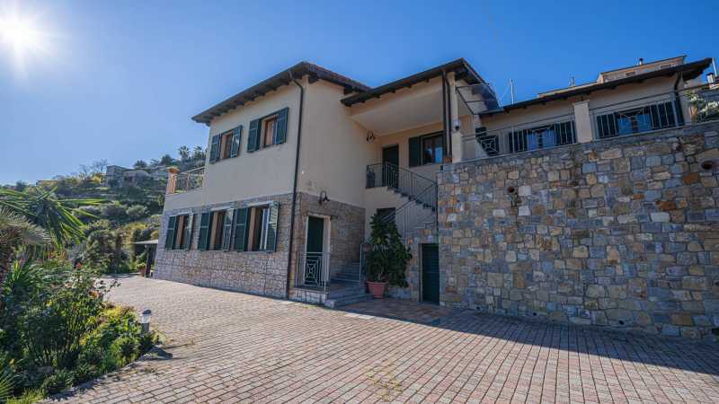 Villa van 200 m2 in Bordighera