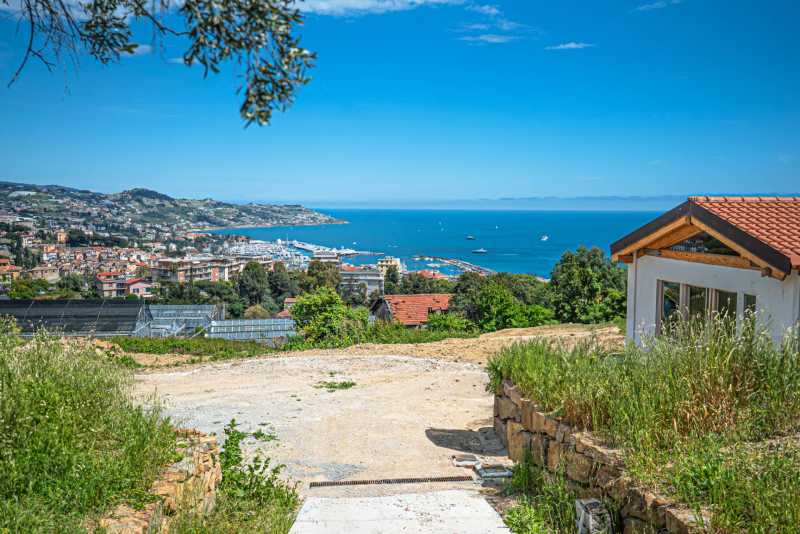 Huis in Sanremo, in aanbouw.