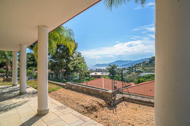 Moderne villa in Bordighera