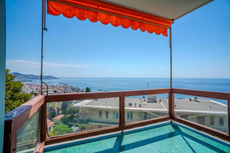 Luxe appartementen met zeezicht in Sanremo.