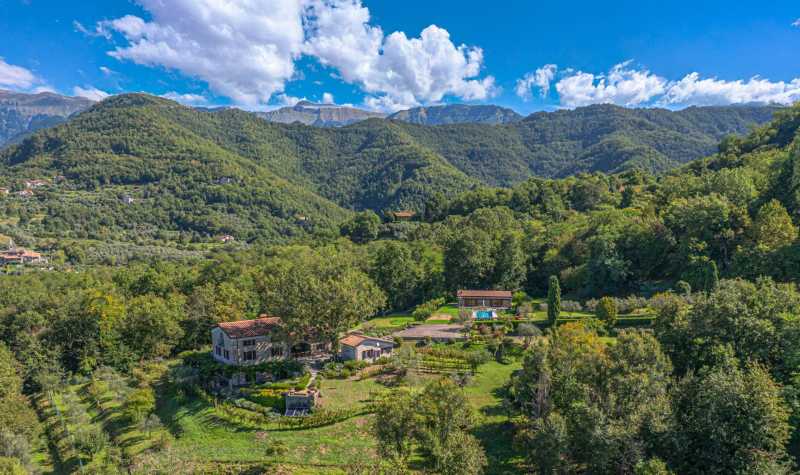 Luxe villa in Bagnone, Toscane, te koop