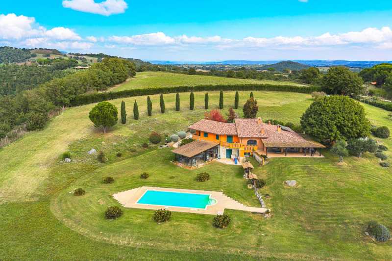 Villa te koop in Trevignano Romano, aan het meer van Bracciano