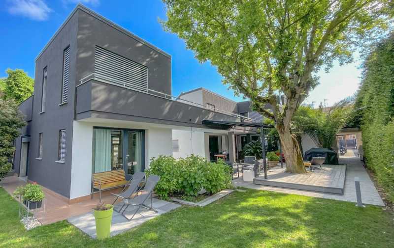 Ferrara: huis met zwembad