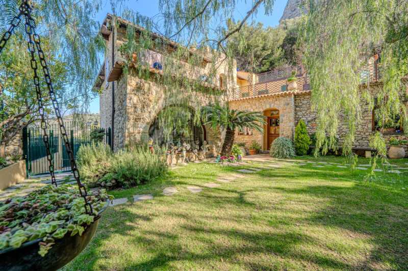 Villa in antieke stijl in Ventimiglia