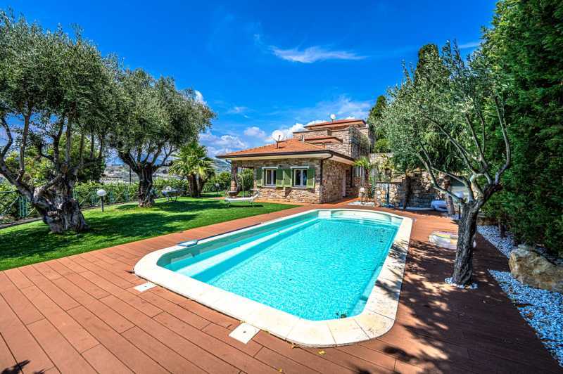 Ik zal een huis in Bordighera verhuren.