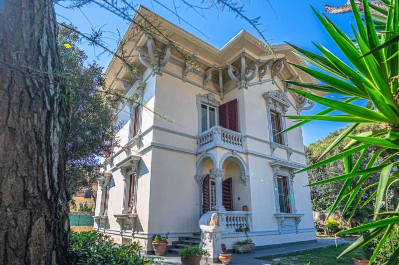Villa a Marina di Pisa - Liberti