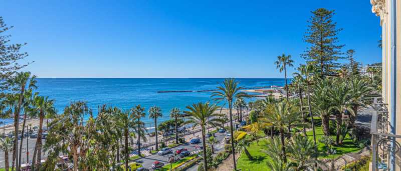 Appartement aan zee in San Remo te huur, luxe
