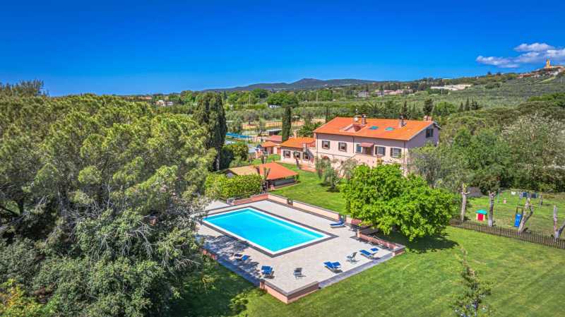 Te koop: prachtig agriturismo landgoed in Toscane