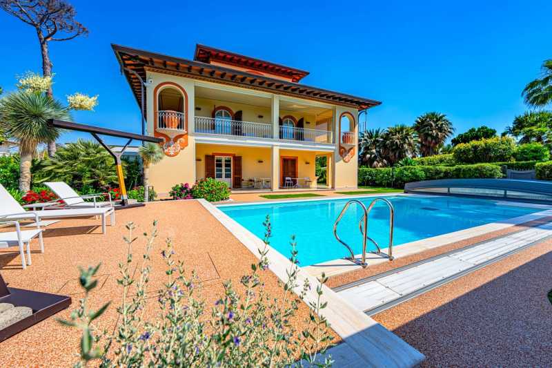 Te koop: luxe villa in Forte dei Marmi