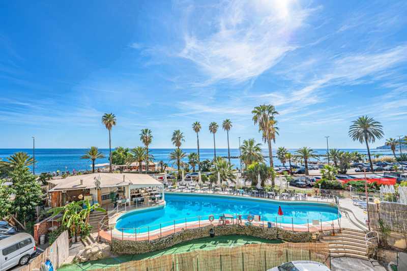 Appartement aan zee in Sanremo te huur