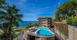 Te huur penthouse 127 m² in Ospedaletti
