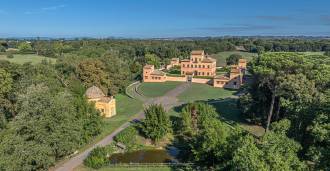 Kasteel Olgiata wordt te koop aangeboden in Rome.