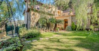 Villa in antieke stijl in Ventimiglia