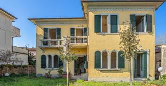 Elegante villa a Lido di Camaiore