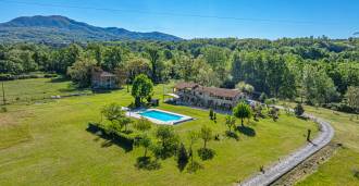 Te koop landgoed in Villafranca in Lunigiana