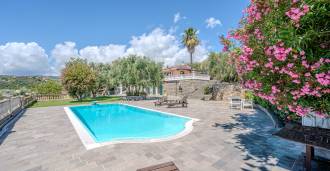 Te koop prachtige villa in Imperia